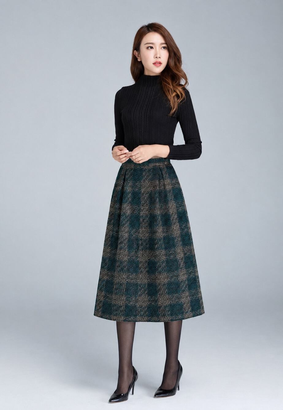 Vintage Carlisle Green Plaid A-Line Wool/Silk Blend Skirt- Size 8